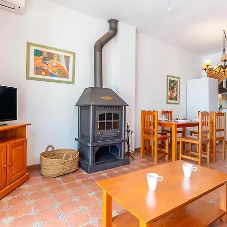 1 Bedroom Pet Friendly In Apartment *